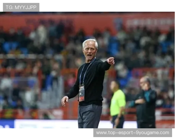 安德森的转会操作被认为是俱乐部现代化管理的体现,安德森 足球 安德森的转会操作被认为是俱乐部现代化管理的体现,安德森 足球