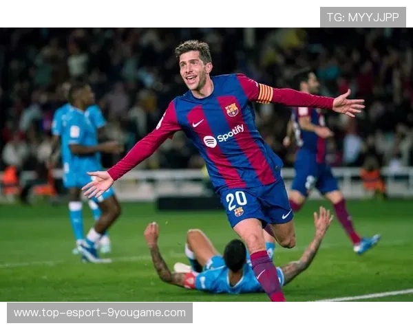 巴萨控球战术奏效，对手难觅良机，巴萨控球视频